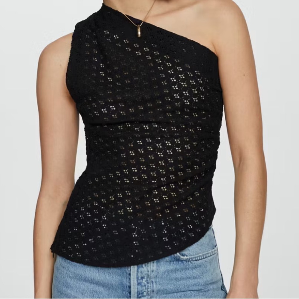 NWT / Sz Small ASYMMETRICAL TOP WITH LACE ACCENTS